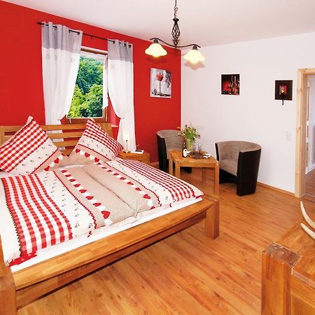 Gaestezimmer Hans-Norbert Mack Hallgarten Номер фото